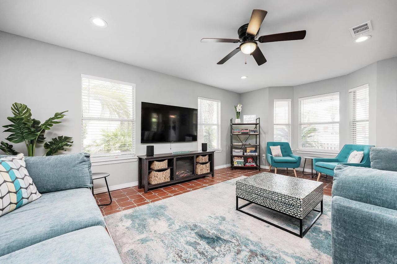 Private Beach Access, Fenced Yard & Pet Friendly, Pool, Cabana Life Beach House Destin Eksteriør billede