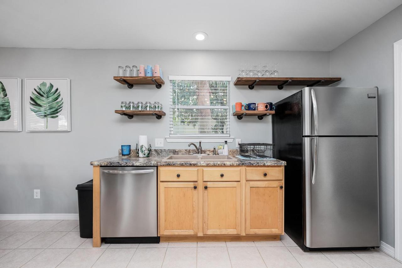 Private Beach Access, Fenced Yard & Pet Friendly, Pool, Cabana Life Beach House Destin Eksteriør billede