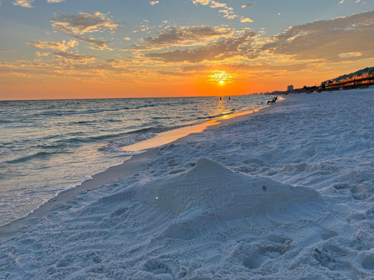 Private Beach Access, Fenced Yard & Pet Friendly, Pool, Cabana Life Beach House Destin Eksteriør billede